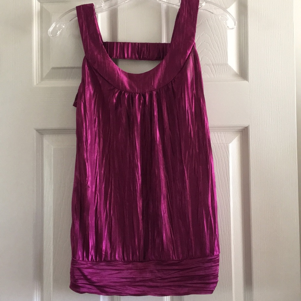 Pink Tank style Top🦩